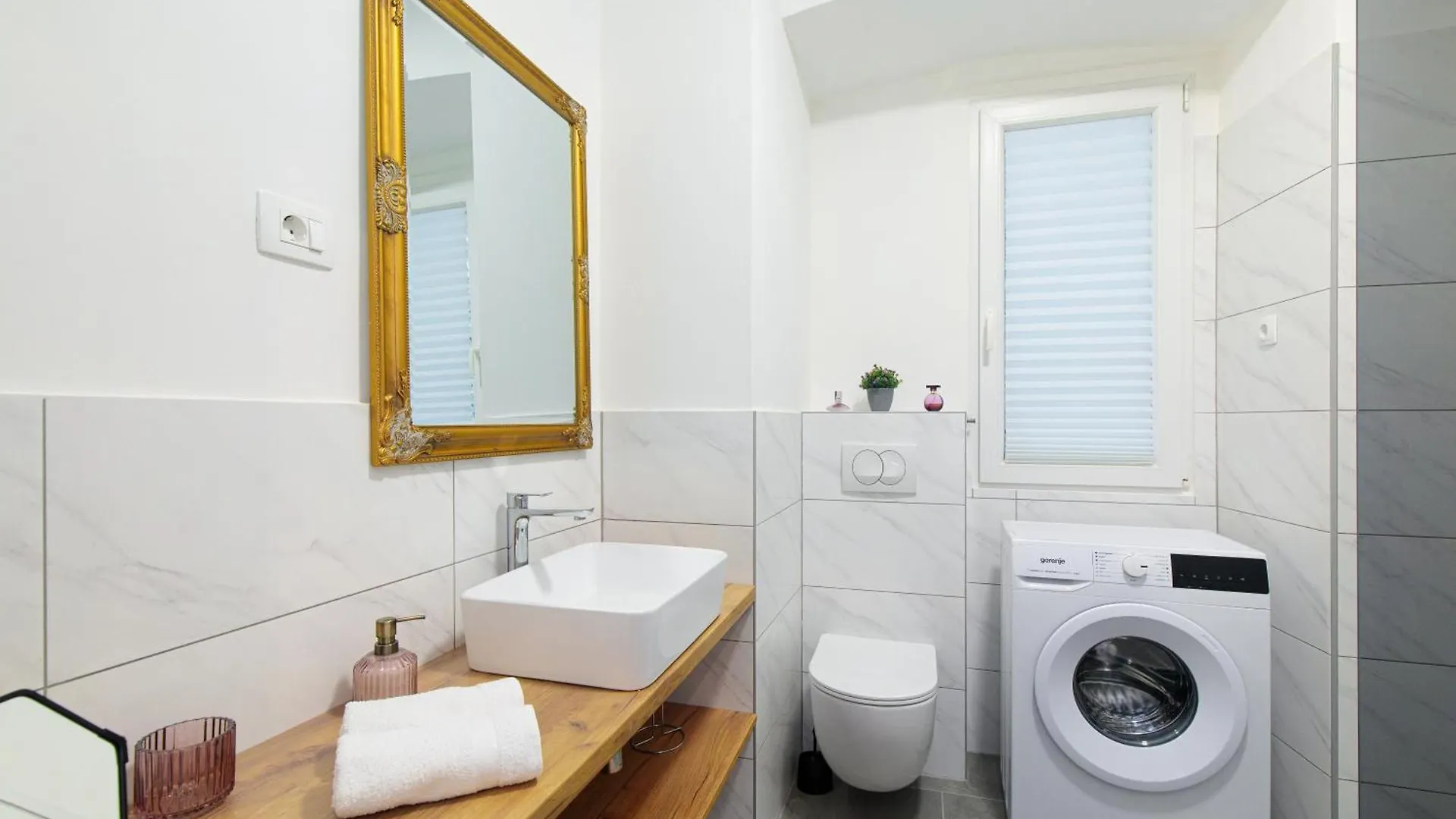 Capo Franko Apartment Rijeka Croatia
